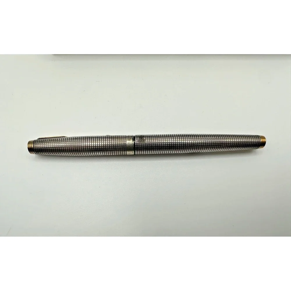 PARKER 75 Ciselé Sterling Silver 14K F Nib Fountain Pen